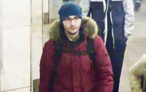 ”Investigators have identified a male suspect who set off an explosive device inside a metro train in Saint Petersburg: Akbarzhon Dzhalilov, born in 1995.”