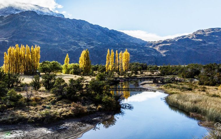 The Tompkins Foundation of one million acres will help form a network of 17 national parks along Patagonia that spans most of Chile. 