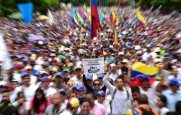 Vowing to stay in the streets for as long as necessary, opposition leaders announced nationwide women's marches for Saturday with the biggest planned for Caracas.