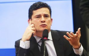Judge Moro deployed calm, persistent questioning to prevent the ex-president from using his oratory skills to piece together a convincing, coherent explanation