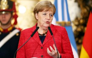 “We are glad that negotiations for a trade deal between Mercosur and EU have been relaunched after having been interrupted for a year,” said Angela Merkel