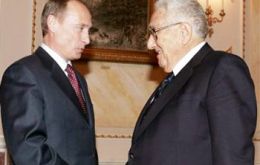 Putin and Kissinger have maintained warm personal relations over a number of years 