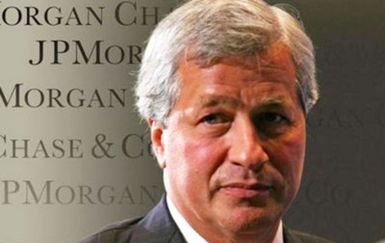 American businesses are strong enough to continue to grow without progress in Washington, said Mr. Dimon, who has taken US politicians to task before.