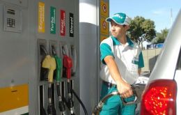Petrobras gasoline cost 0.16 real per liter less than U.S. imported gasoline in Brazil as of Aug. 1, according to data from the consultancy. 