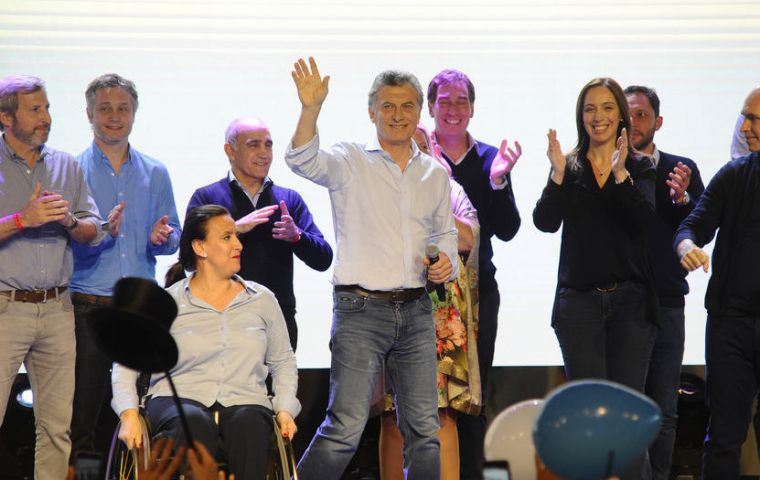 President Macri and his team celebrating the results of Sunday's primaries.