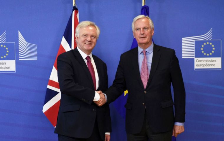 Over 100 companies, with more than one million workers in the UK and EU, have signed a letter to Brexit negotiators David Davis and Michel Barnier
