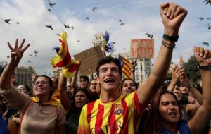 Hundreds of thousands of people across Catalonia have been protesting over Spanish police violence during the vote, during which nearly 900 people were hurt