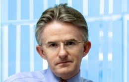The move naming John Flint as HSBC's next CEO sees Europe's biggest bank once again promote a company insider to run the firm. 