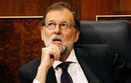 In an unprecedented move Rajoy will impose direct rule in Catalonia unless Puigdemont retracts by 10 a.m. on an ambiguous declaration of independence