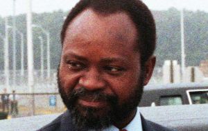 Samora Machel, then president of Mozambique told Mugabe in 1980 that Zimbabwe was the “jewel of Africa”, adding: “Don’t tarnish it!”