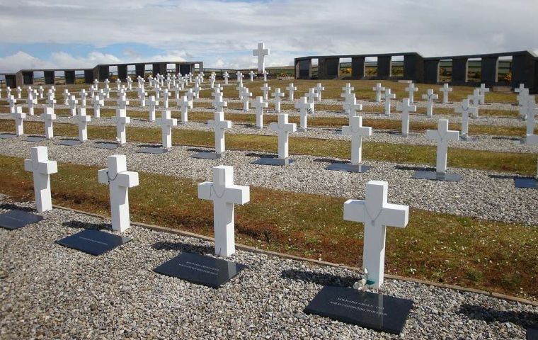 The forensic team identified 88 soldiers, out of 123 graves, with a cross saying, “Argentine soldier, only known to God”, at the Darwin cemetery in Falklands