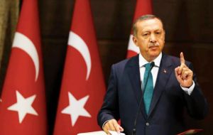 Turkish leader Recep Tayyib Erdogan threatened to cut diplomatic ties with Israel if Trump went through with the embassy move, calling it a “red line for Muslims”. 