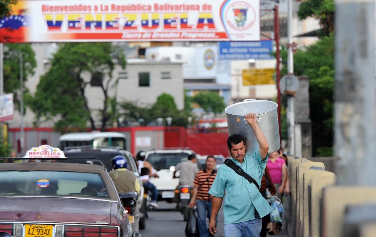 More than 550,000 Venezuelans have arrived in the last year to live in Colombia by Cúcuta