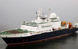 “The Yantar has equipment designed for deep-sea tracking, and devices that can connect to top-secret communications cables”, said Parlamentskaya Gazeta