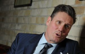 Shadow Brexit Secretary Sir Keir Starmer says Labor will push for a deal that preserves as many of benefits of the single market and customs union as possible