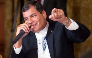 Ecuador's ex-president Rafael Correa on Saturday kicked off his battle for the support of the ruling party faithful, against President Lenin Moreno