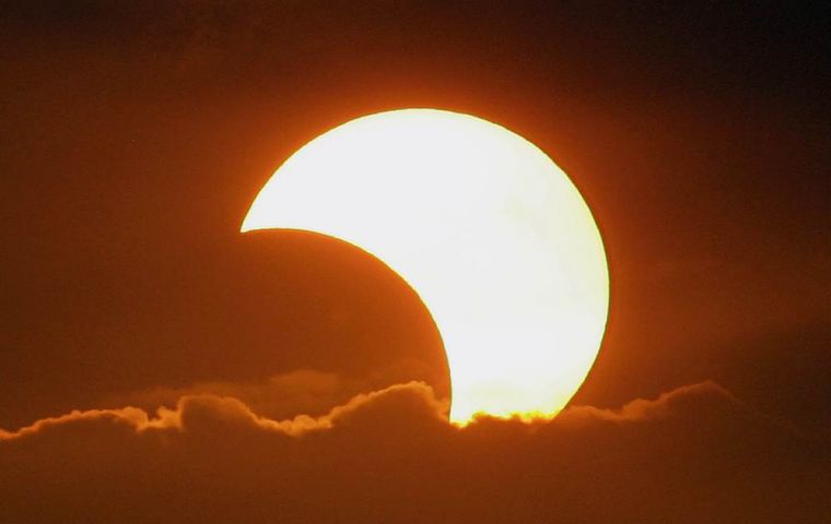 When the moon passes from the orbit between the sun and the earth, the moon’s shadow appears over the sun. This phenomenon is called the solar eclipse. 
