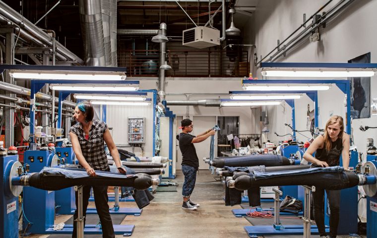 By replacing manual labor with lasers, Levi's will be able to finish a pair of jeans every 90 seconds, instead of just two to three pairs an hour.