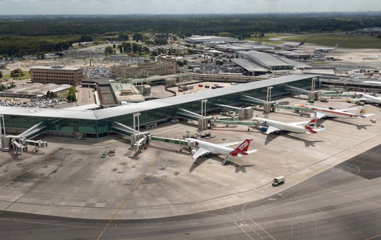 A scale model of the expanded Ezeiza air terminal 