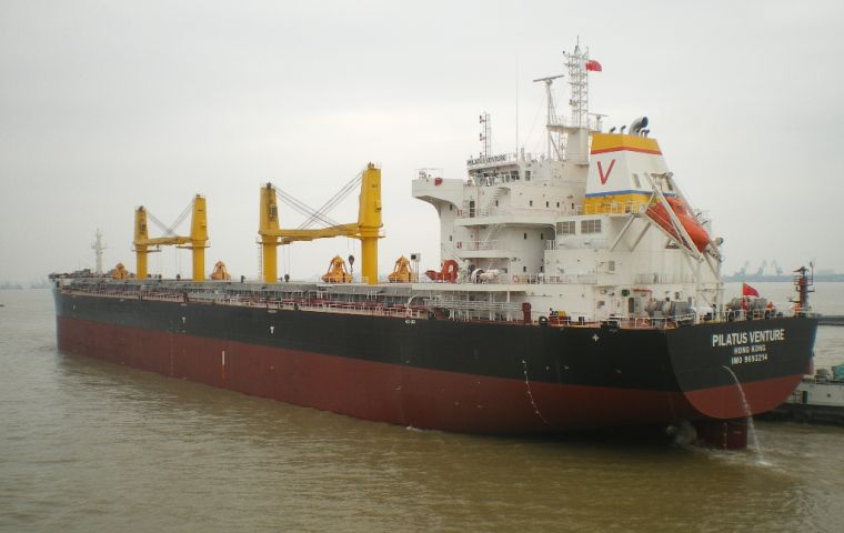 The cargo ship Pilatus Venture, en route to Australia, was stranded on Thursday about 85 km south of Rosario on the Rio Parana