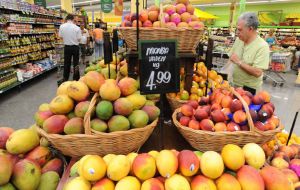Consumer prices tracked by the benchmark IPCA index rose 2.76% from the year before, government statistics agency IBGE said on Thursday.