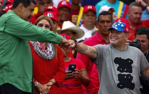 Maduro closed his campaign with the Argentine Diego Maradona at a rally in Caracas