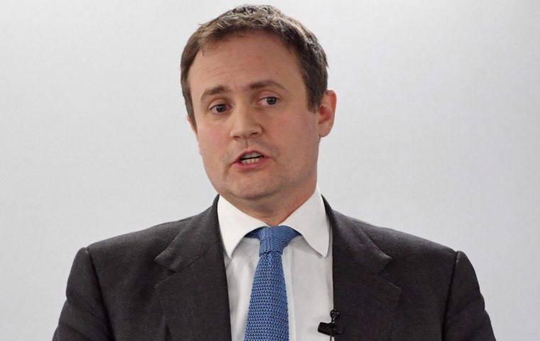 MP Tungendhat said ministers should investigate “gaps” in the sanctions regime which allows the Putin government to continue to raise funds in the City.