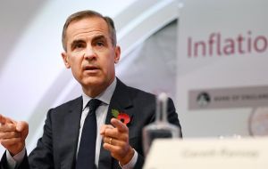 BoE governor Mark Carney said a “disorderly” Brexit transition period may trigger a cut in interest rates, or force a pumping of money into the economy