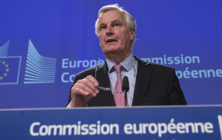 Barnier’s intervention during a visit to Portugal, illustrated the gap between the two sides in the negotiations. “Time is running short,” he said