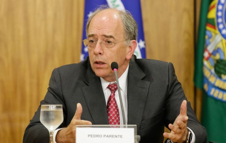 The strike due to start on Wednesday was called by unions that are demanding the resignation of Petrobras CEO Pedro Parente 
