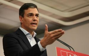 If the vote goes ahead on Friday and Mr. Rajoy loses, PSOE leader Pedro Sanchez- who tabled the no-confidence motion – would immediately replace him.