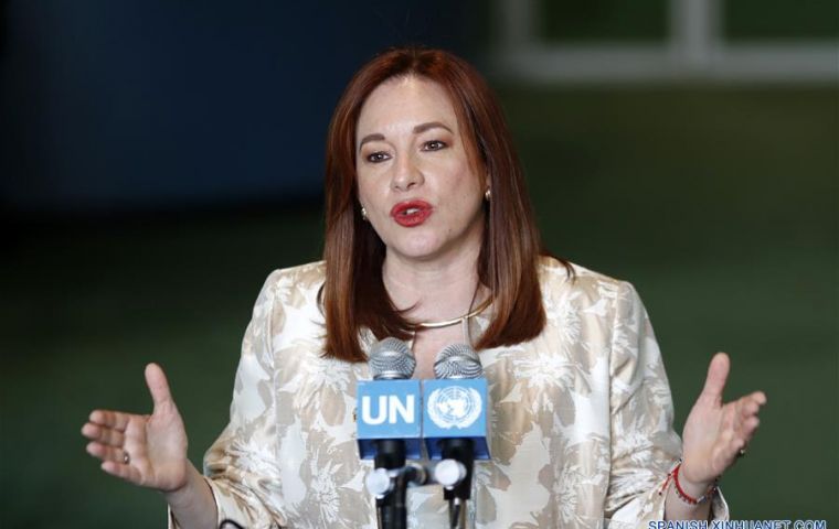 Ms. Espinosa had served as Minister of Foreign Affairs and Human Mobility, Minister of Defense, and Coordinating Minister of Cultural and Natural Heritage. 