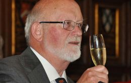 Former Falklands Governor and FIA Chairman Mr. Alan Huckle proposes the loyal toast. 