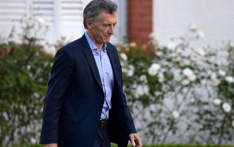 “An abdominal ultrasound scan showed the existence of a pre-existent pancreatic cyst”, according to a medical checkup of president Macri 