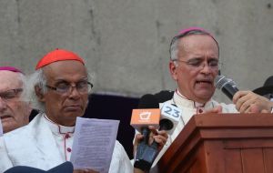 Managua's auxiliary bishop Silvio Jose Baez reported a 15-year-old altar boy from the country's second largest city Leon died after a paramilitary's bullet struck him