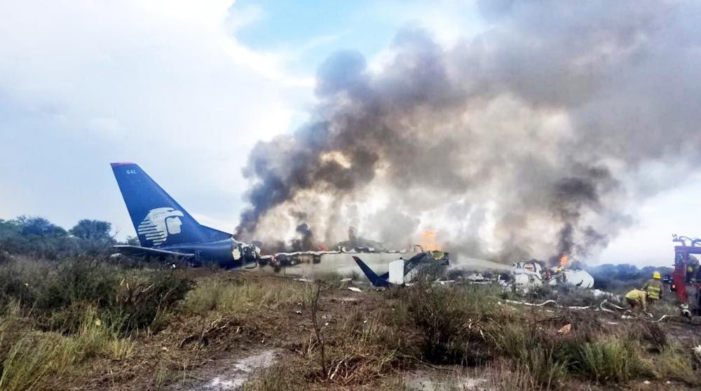 Aeromexico Embraer Crashes In Durango Passengers And Crew Jump To