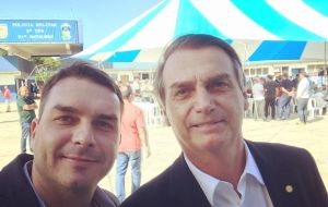 Flavio Bolsonaro, the candidate's son, wrote on Twitter that “sadly, it was more serious that we had hoped for, the perforation reached liver, lung and intestine” 