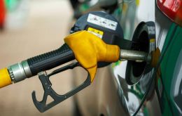 The government sets the price of domestic biofuels, and mandates diesel fuel mixes sold in Argentina contain 10% biodiesel