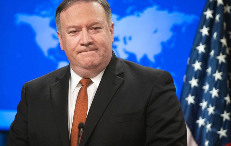 “You’ll see in the coming days a series of actions that continue to increase the pressure level against the Venezuelan leadership folks”, Pompeo said