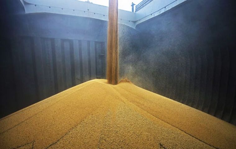 The deal is necessary to supply Brazilian soy processors in the inter-crops period as most beans produced in Brazil have already been sold or booked for export