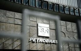 Authorities in the US - where Petrobras is listed on the stock exchange - agreed not to prosecute in exchange for the remainder of the funds.