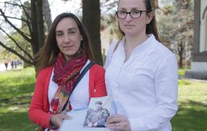 “Uncle Ruben was born and died doing what he always wanted: serving country and flag”, said Lorna Marquez holding a picture of her uncle