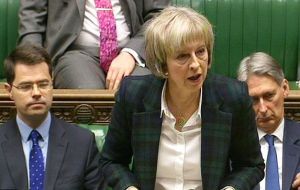Mrs. May has been warned by DUP whose support she relies in Parliament that it will not accept any solution that “divides” the UK down the Irish Sea
