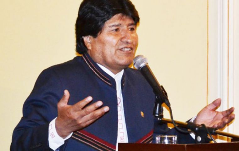  Morales said Bolivia respects the ruling of the International Court of Justice (ICJ), which also mentions that the two countries are not prevented from continuing dialogue.