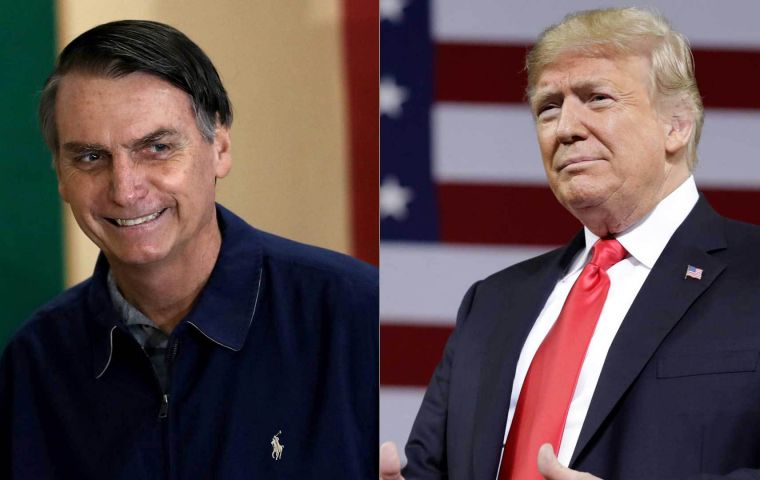 The US president phoned Bolsonaro on Sunday night to congratulate him and hoping to work “side-by-side”, White House Press Secretary Sarah Sanders said 