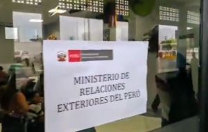 Peruvian government offices in Tumbes (photo) are crammed with Venezuelan refugees seeking residency cards.