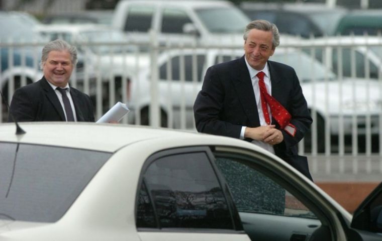 Bribe money was used to buy real estate on behalf of Hector Daniel Muñoz (left), a longtime personal secretary of Nestor Kirchner and Cristina Fernandez