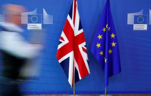 UK and EU want to schedule a special summit of EU leaders at the end of November to sign off the withdrawal deal, but time is running out