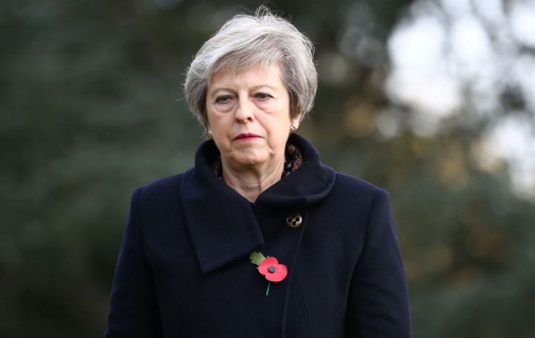 Prime Minister Theresa May insisted on Thursday the UK government would not accept any deal with the EU that linked access to fishing waters with trade