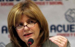 “Whoever wants to demonstrate must do so peacefully; whoever crosses the line, will have to face the legal consequences” anticipated minister Bullrich